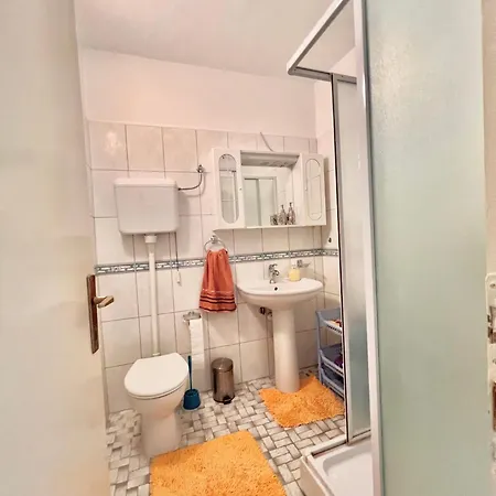 Hela Ivisovo Greblje